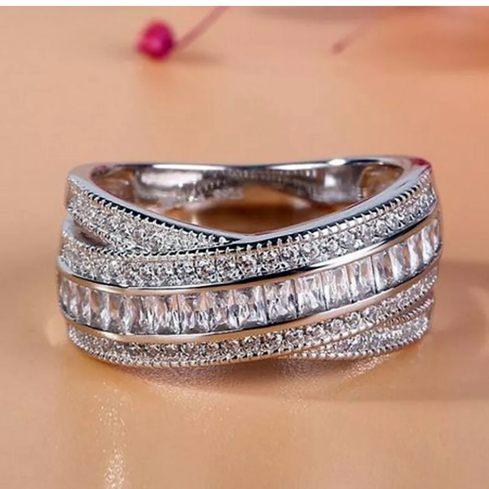 Fashion 925 Silver Ring Emerald Cut White Sapphire - Picture 1 of 3